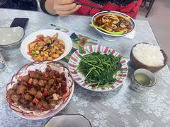 -天天向上素食餐厅(五台山店)