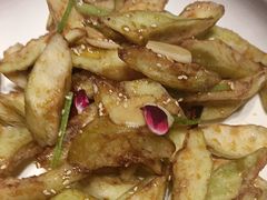 -八府香鸭·啫啫煲(华山路店)