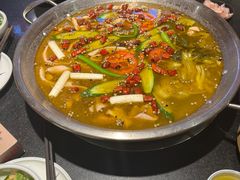 -小饕荟雅安贡椒鱼鲜馆(广福桥店)