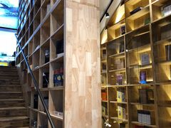 -新华书店(解放中路店)