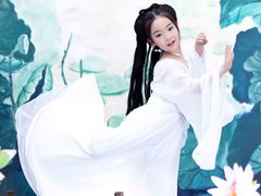 -九月鹰飞汉服摄影工作室