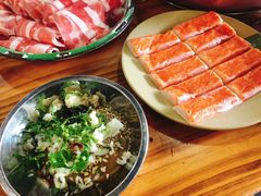 招牌生食蟹肉-东镇老火锅(长春路首店)