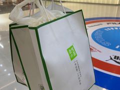 -奈雪的茶(鄞州万达店)