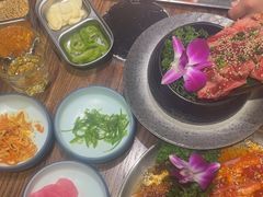 -明洞阿姨·韩式酱蟹烤肉·创意料理(三元桥店)