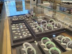 -品真阁华夏典当行(四通桥店)