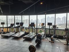 -上海浦东假日酒店