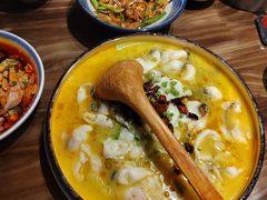-张氏宽窄巷成都名小吃(华发新天地店)