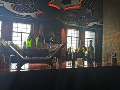 -YUE·6·西式融合餐厅(外滩六号店)