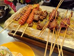 -刘姐啤酒鱼民族演艺餐厅(西街总店)