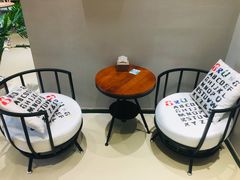 -藏猫猫咖啡主题馆(中央大道店)