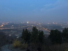 -鬼笑石后山停车场