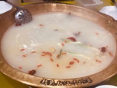 养生清汤锅-颜氏双江清水鱼一养身火锅(磁器口店)