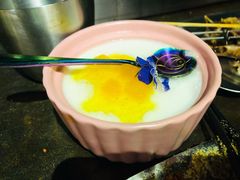 酒酿菠萝布丁-麦凯伦烧烤·精酿超级工厂店(金桥总店)