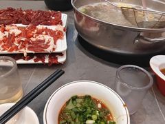 -官塘陈记鱼生·潮汕砂锅粥·牛肉火锅(潮枫路总店)