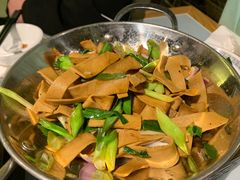 干锅土千张-山里俏·地标皖南菜·屯溪臭鳜鱼(北城万达店)