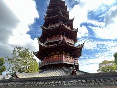 -龙华寺