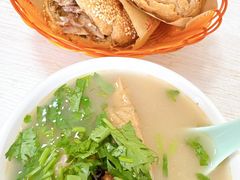 -洪峰浩老北京烧饼夹肉(角门路店)