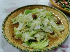 油渣莲白-老地方烤鱼(民心佳园店)