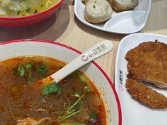 -小杨生煎(金山百联购物中心3楼店)