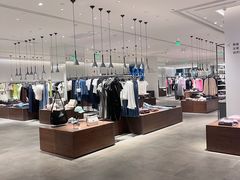 -URBAN REVIVO(北京大兴凯德MALL店)