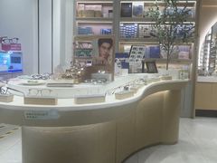-博士眼镜(罗湖喜荟城店)