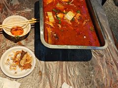 -老街烧烤大排档·地道湖北菜·龙虾馆(汉口火车站店)