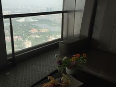 -天塔旋转餐厅