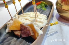 Filet Mignon with Mango Glaze