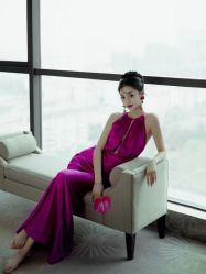-Lady  Jane高端婚纱礼服馆