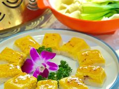-阿瓦山寨·湘菜现炒·剁椒鱼头王(咸阳总店)