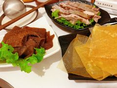 -汤宴·参须肚包鸡(南京路店)