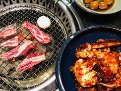 -草家酱蟹炭火烤肉店(珲春南路一店)