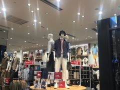 -优衣库(深圳万象天地旗舰店)