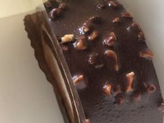 -Dough&Joe团憩(瑞虹天地月亮湾店)