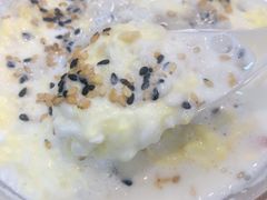 -白翔甜食店