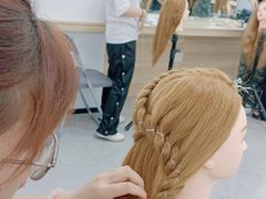 -吉田美学化妆美甲摄影培训(丽水校区)
