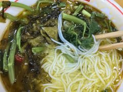-叶伟胡辣壳面(两路口店)
