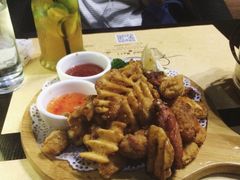-红墙餐吧(大学城南亭店)