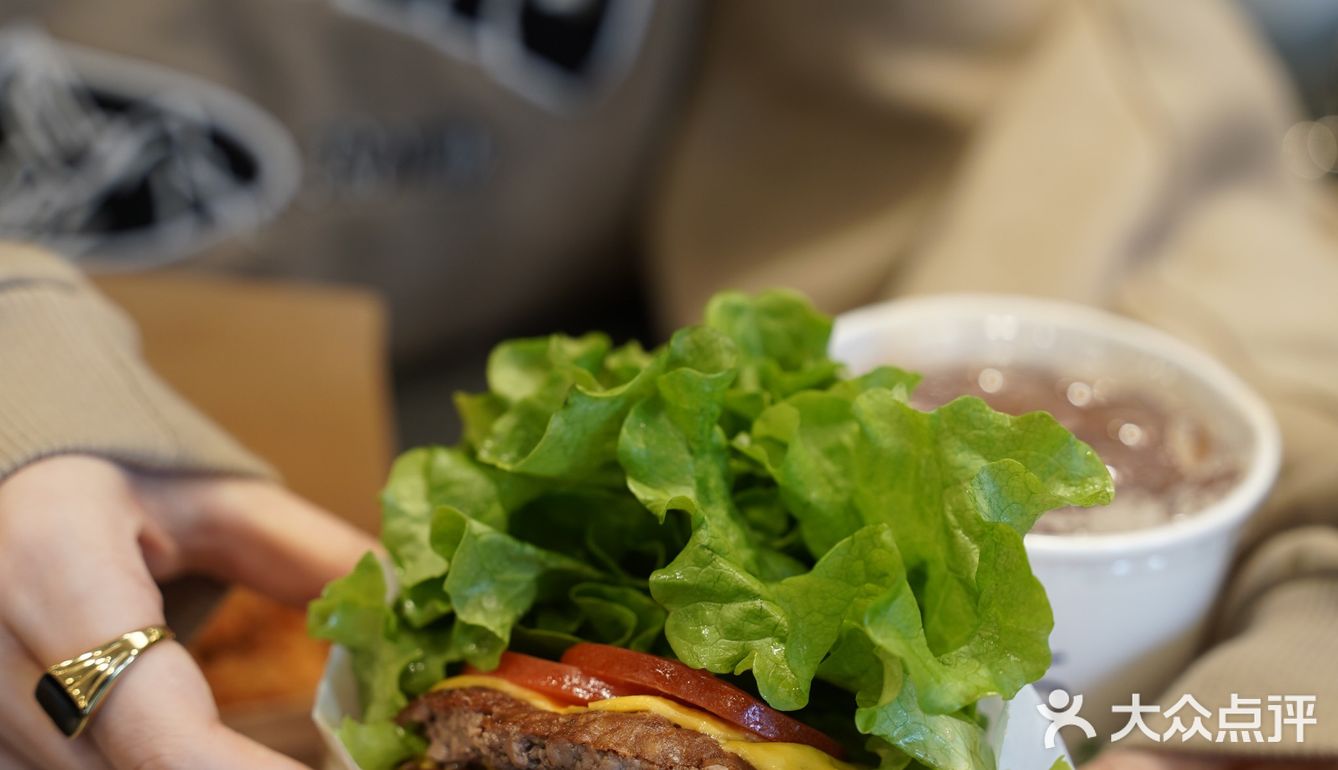 风靡全球的Shake Shack隐藏减脂吃法来啦！
