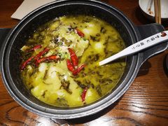 -渝是乎酸菜鱼·川渝小炒(新世界百货望京店)