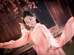 -九月鹰飞汉服摄影工作室