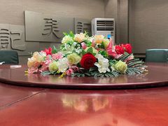 -吴记酱骨炖菜馆(康安路店)