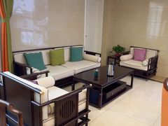 -香山湖渔家大院