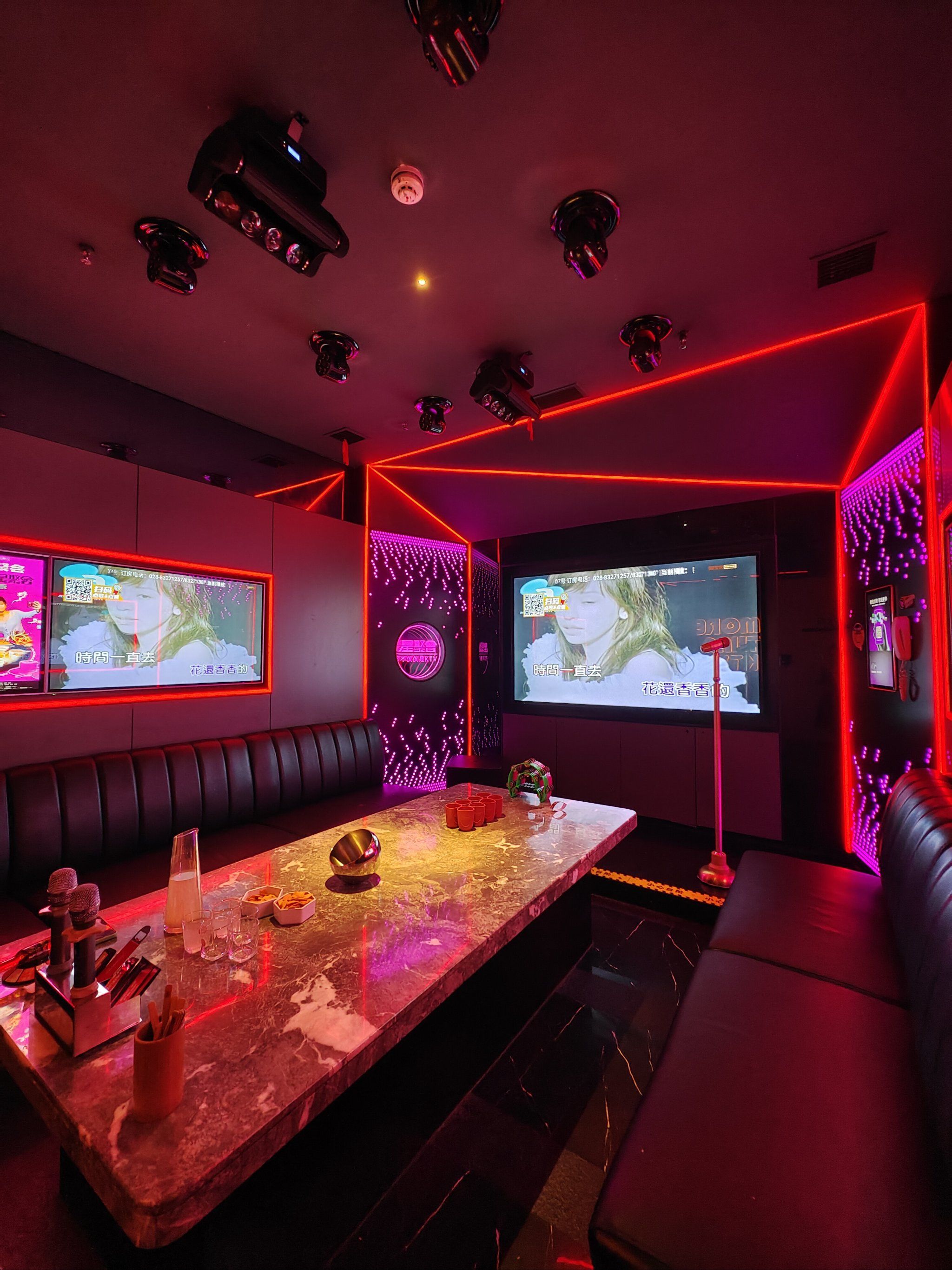 4折!成都ktv就按这个标准卷起来