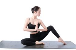 -亚太瑜伽普拉提学院