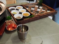 -围炉肉舍•炭烤活鳗•丹东海鲜烤肉(步行街店)