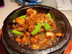 石锅杭椒牛蛙-桂满陇天书(南京德基旗舰店)