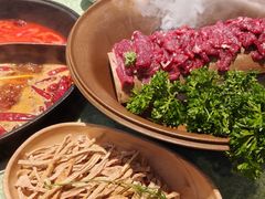 现切鲜牛肉-憨铁匠老火锅(龙岗万科里店)