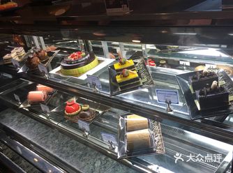 睡了一个好觉！今天早上去用餐它早餐是在二楼！地方非常