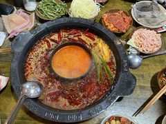 -黄潇洒老火锅(九眼桥宏济巷店)